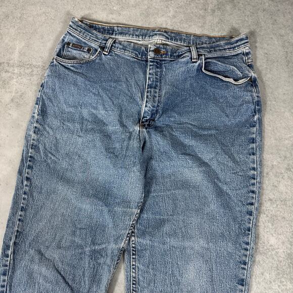 Riders by Lee Classic Fit Straight Leg Denim Medium Wash Jeans - Size: 18M - Picture 2 of 9